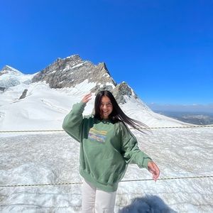 Meet your Posher, Nikki